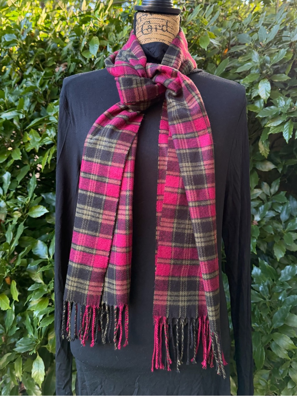 100% CASHMERE made in Scotland men’s (unisex) red plaid scarf VVGUC+++